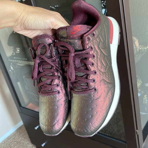 Authentic Nike Internationalist JCRD WNTR Women’s Running Shoes - Picture 12 of 12